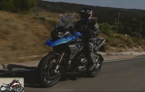 The BMW R 1250 GS offers good protection at high speeds