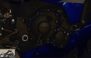 Yamaha YZF-R1 engine