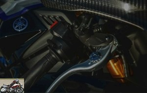 Yamaha YZF-R1M RBW Throttle