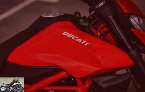Ducati Hypermotard 950 fuel tank