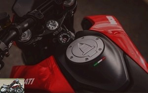 Ducati Hypermotard 950 fuel cap