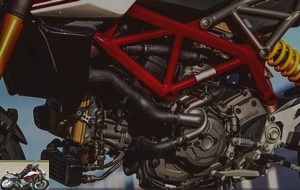 Ducati Hypermotard 950 engine