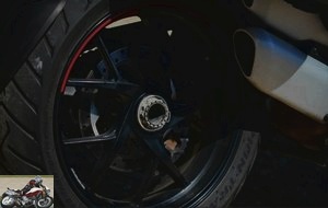 5 Y-spoke light alloy - Pirelli Scorpion Trail II tire