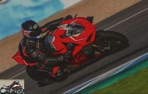 The Ducati Panigale V4 R on the Jerez circuit