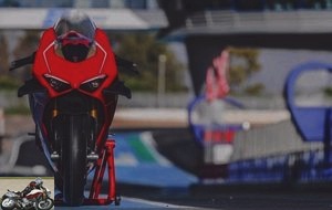 The Ducati Panigale V4 R in Jerez