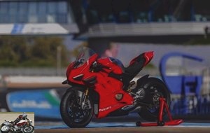 The Panigale V4 R