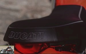 Ducati Scrambler 800 Icon seat