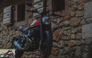 The new Ducati Scrambler 800 Icon