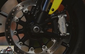 330mm brakes with Brembo 4 piston calipers