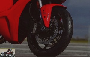 Front brake of the Ducati Supersport
