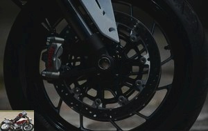 Brembo braking with 9.1ME ABS device, part of the Ducati Safety Pack (DSP)