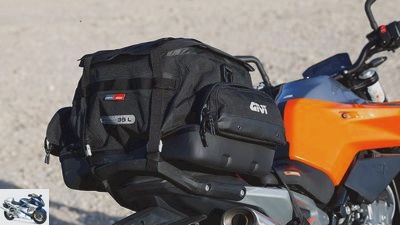 Givi UT805 variable tail bag