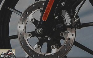 Harley-Davidson Softail Breakout brakes