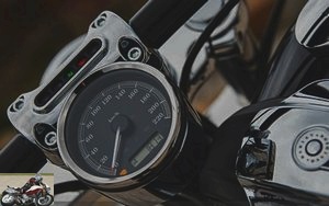 Speedometer Harley-Davidson Softail Breakout