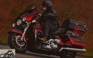 Harley-Davidson CVO Limited '114' on the road