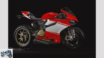 Background Ducati Superleggera