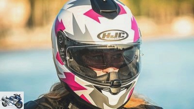 HJC C70 - Full face helmet with sun visor tried out