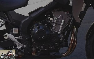 Honda CB500X engine