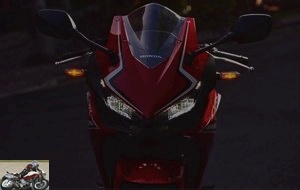 Honda CBR500R headlights