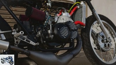 Honda CL 350 custom bike: two-stroke engine with 100 hp