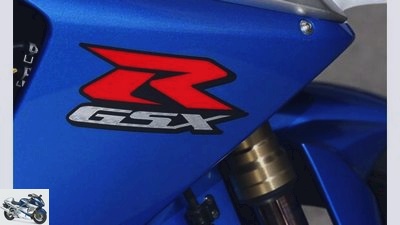 Honda Fireblade, Kawasaki Ninja ZX-10R, Suzuki GSX-R 1000, Yamaha YZF-R1