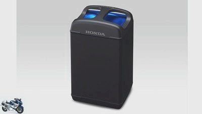 Honda PCX battery replacement system