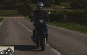 Kymco Like on the road