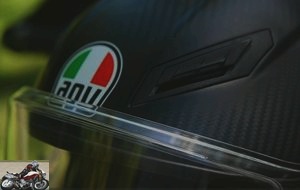 The front ventilation of the AGV AX9 Carbon