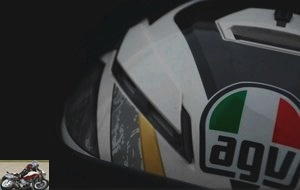 There are three air inlets on the top of the helmet