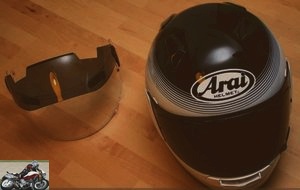 The Arai QV-Pro full face helmet