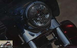 Headlight Harley-Davidson CVO Road King