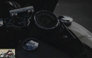 Harley-Davidson Heritage Classic 114 speedometer