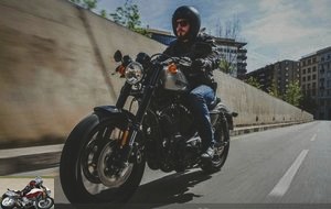 Harley-Davidson Roadster in town