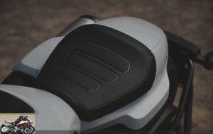 At 755 mm high, the saddle remains accessible to all sizes