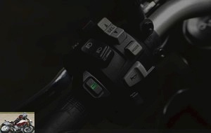 Honda CB 1000 R switches