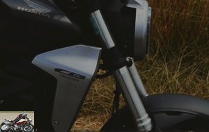 Honda CB300R fork