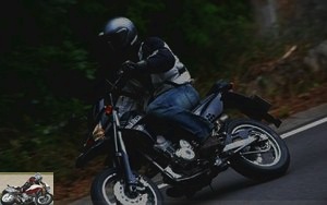 Kawasaki D-Tracker test | About