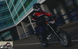 Kawasaki D-Tracker 125 in town