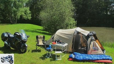 Comfort camping with motorbikes