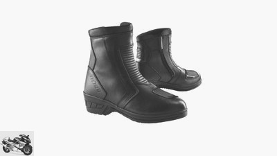 Short motorcycle boots with 6 cm raised soles for women