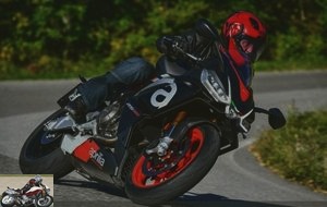 Aprilia is very homogeneous and is excellent on the road
