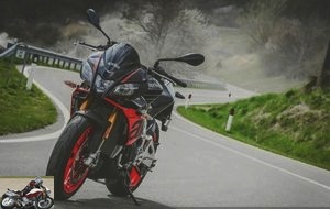 Aprilia Tuono V4 1100 Factory