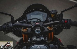 Aprilia Tuono V4 1100 Factory handlebars