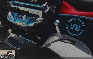 The Boss Hoss Trike V8's gear lever