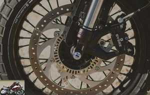 The Svartpilen 125 is braked by ByBre calipers