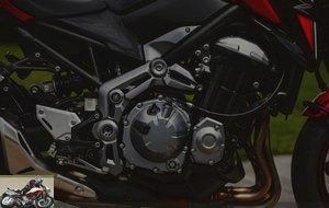 Kawasaki Z900 A2 engine