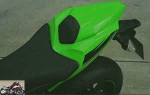 Kawasaki ZX-10R saddle