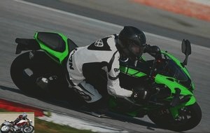 Kawasaki ZX-10R top view