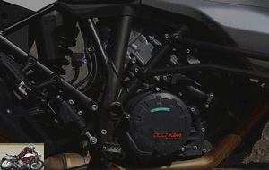 KTM 1290 Super Adventure engine