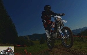 Jumping KTM Freeride E-XC